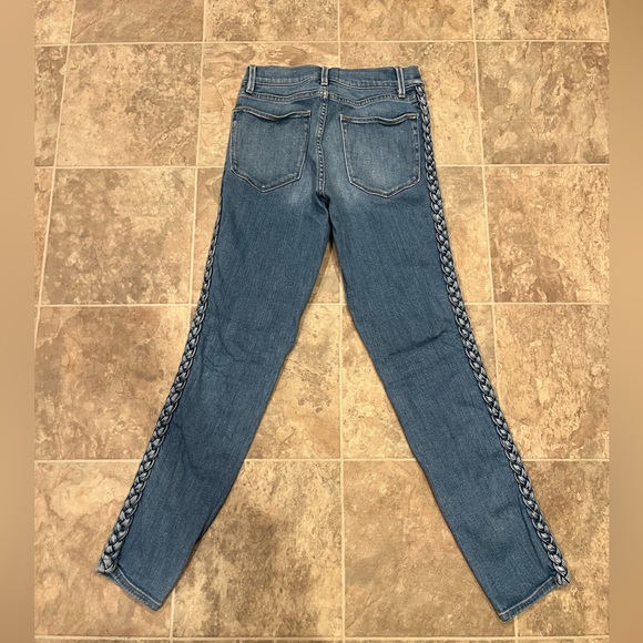 FRAME Le High Skinny Braided Jean Sandbar Wash—size 26 - Picture 9 of 11